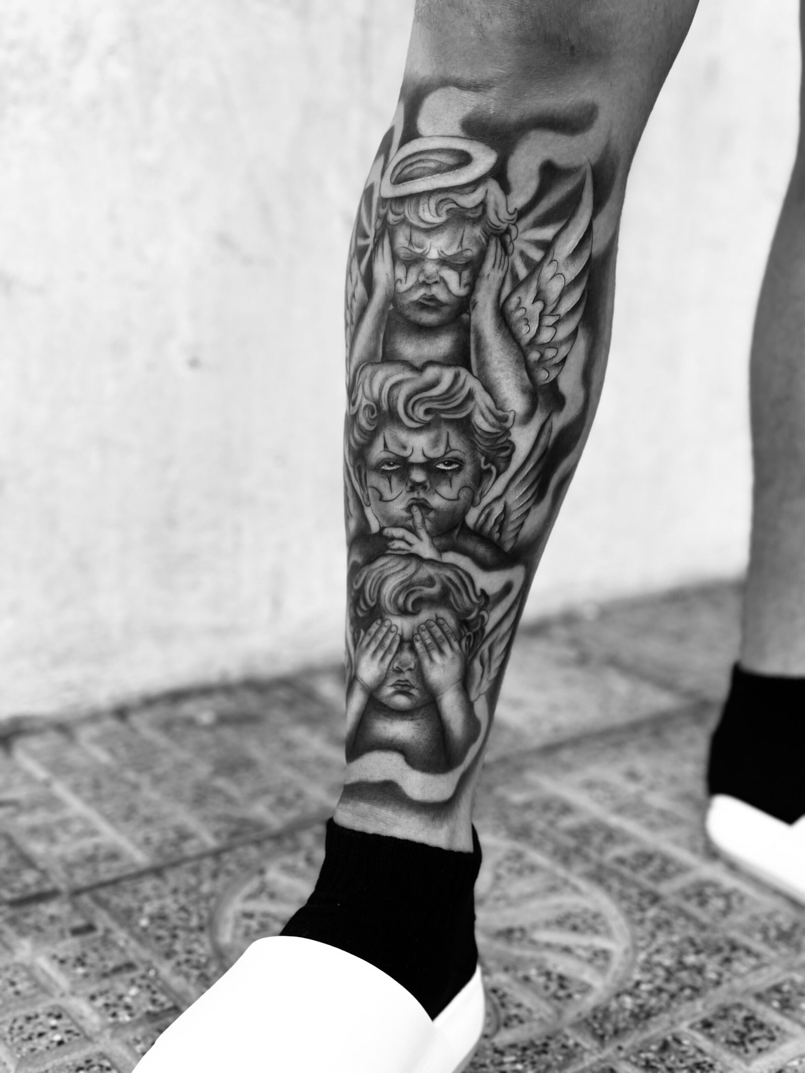 Tatuaje pantorrilla completa olimpo art